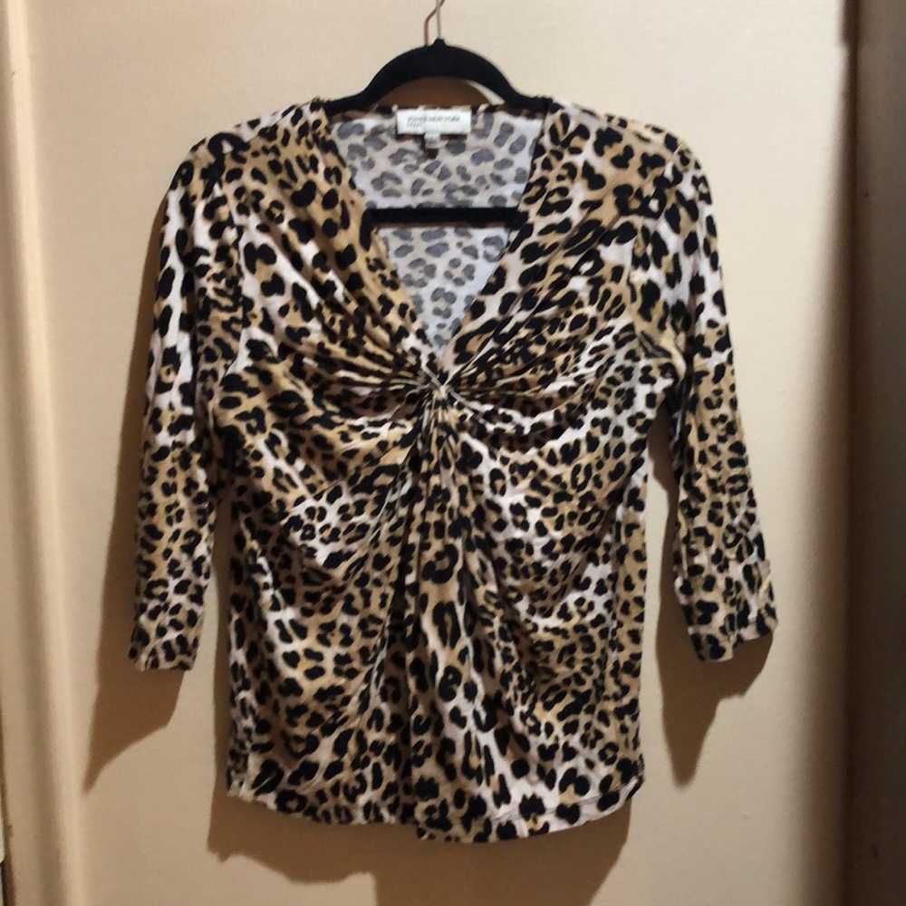 Jones New York sport leopard print top